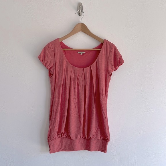 Bordeaux Tops - Bordeaux Anthropologie cap sleeve top in coral heather, size m